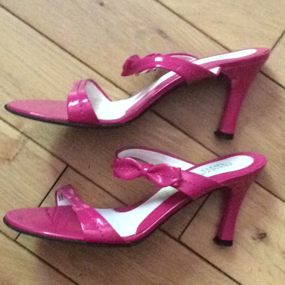 Franco Sarto slip on sandals size 8